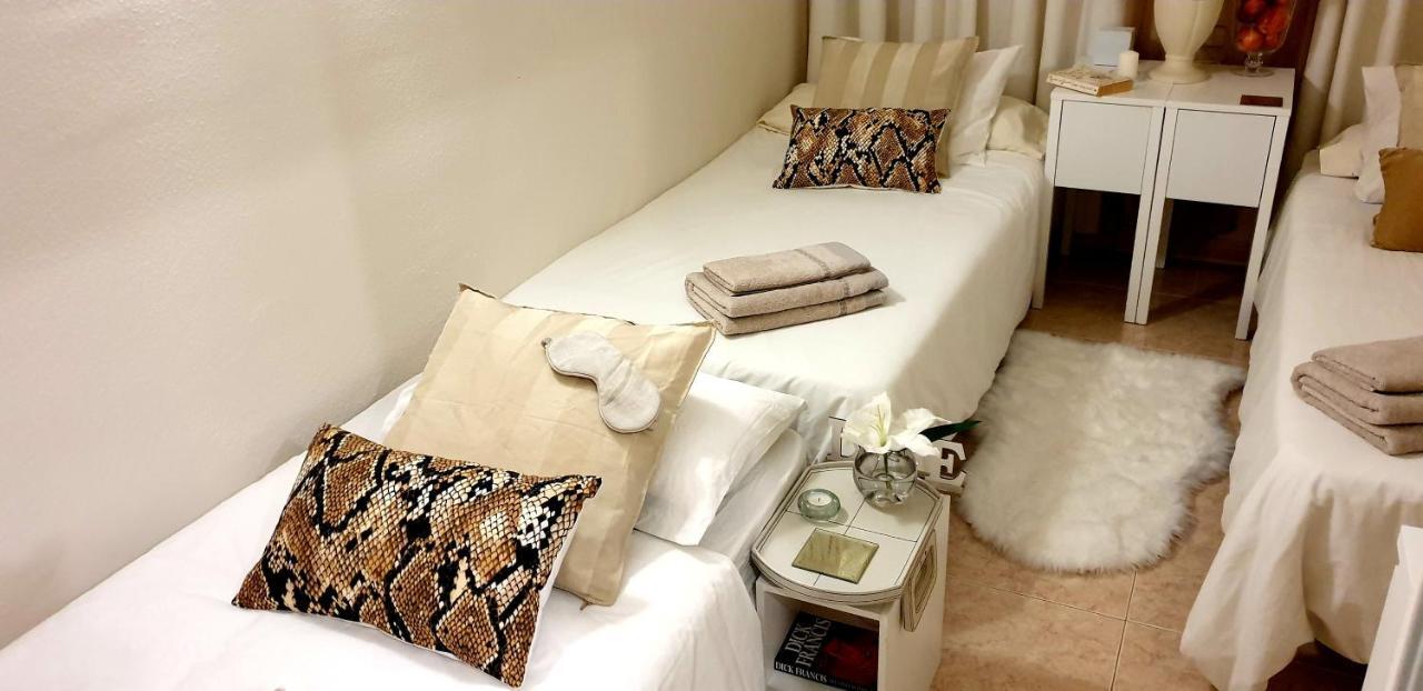 Apartment Next To The Beach ปอร์ตัลส์โนส ภายนอก รูปภาพ